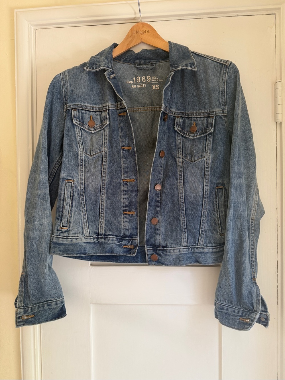 Women's Gap 1969 Denim Jacket - XS